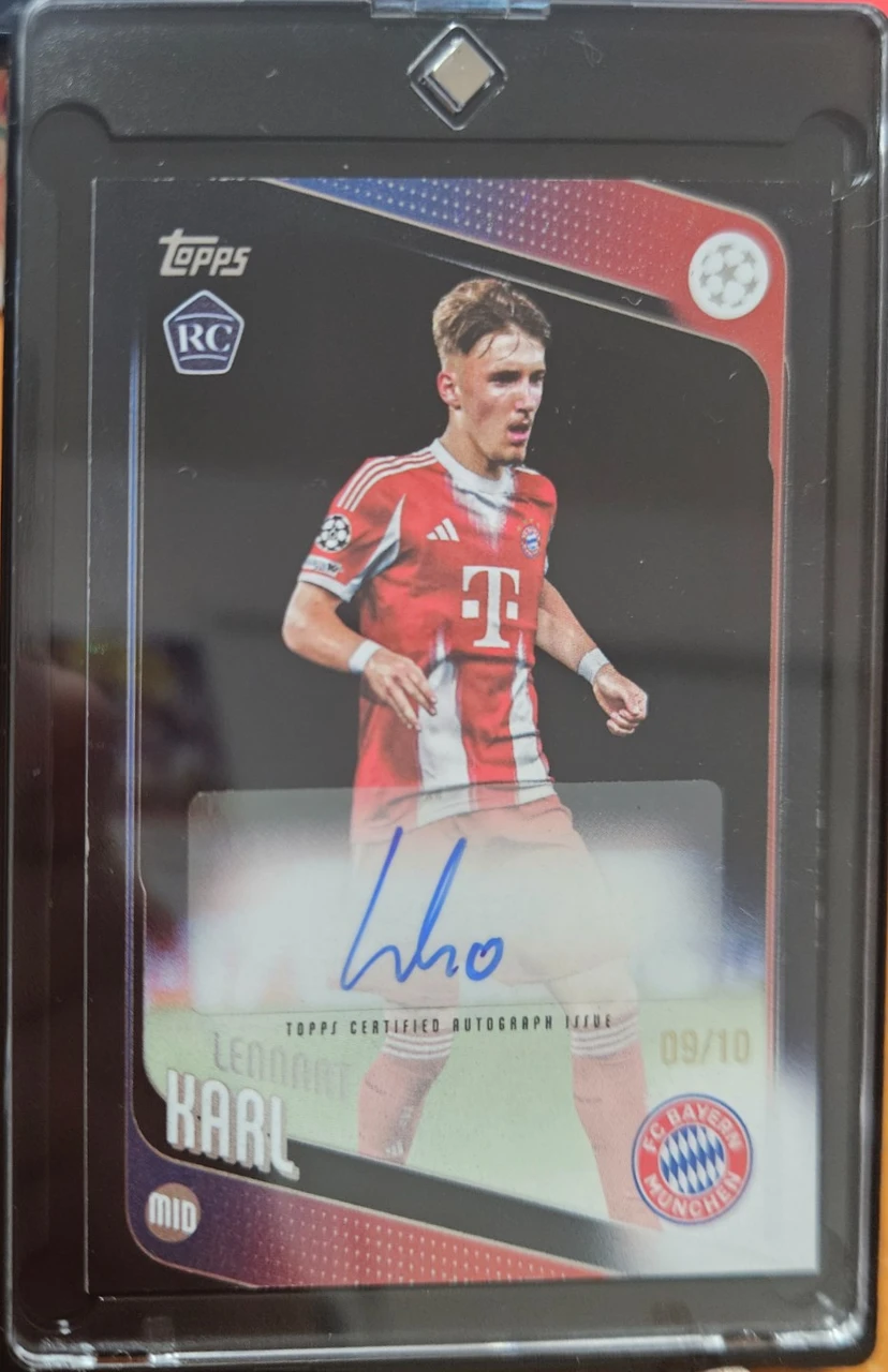 Topps UEFA Champions League Lennart Karl Autograph
