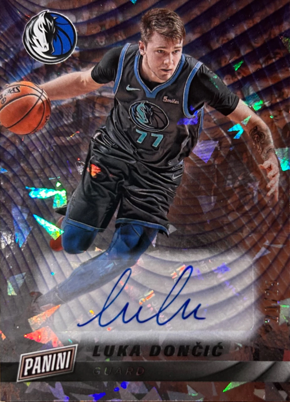 2019 Panini Cyber Monday Luka Doncic No.3 Autograph