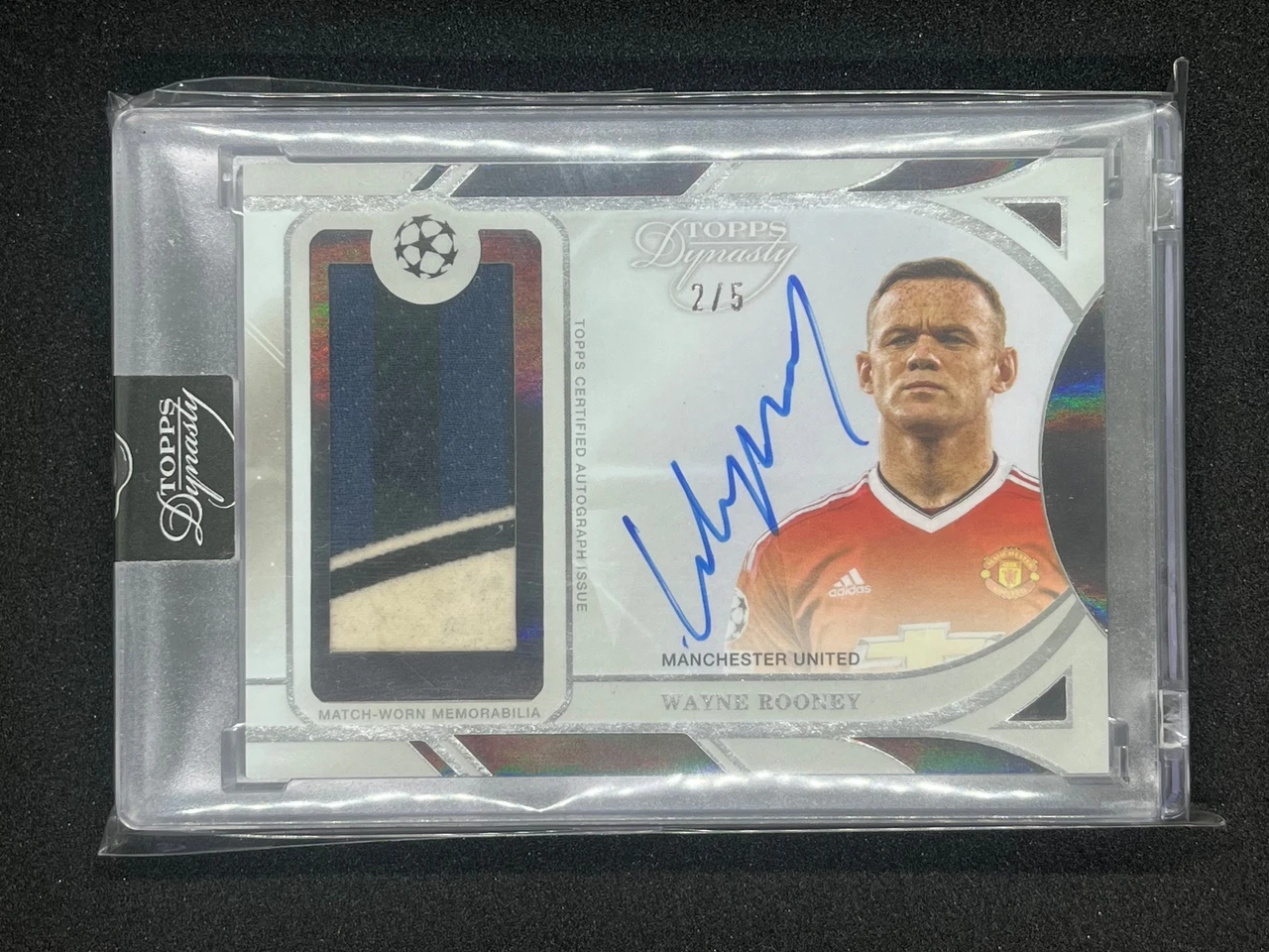 Topps Dynasty Wayne Rooney Autographed Patch Card
