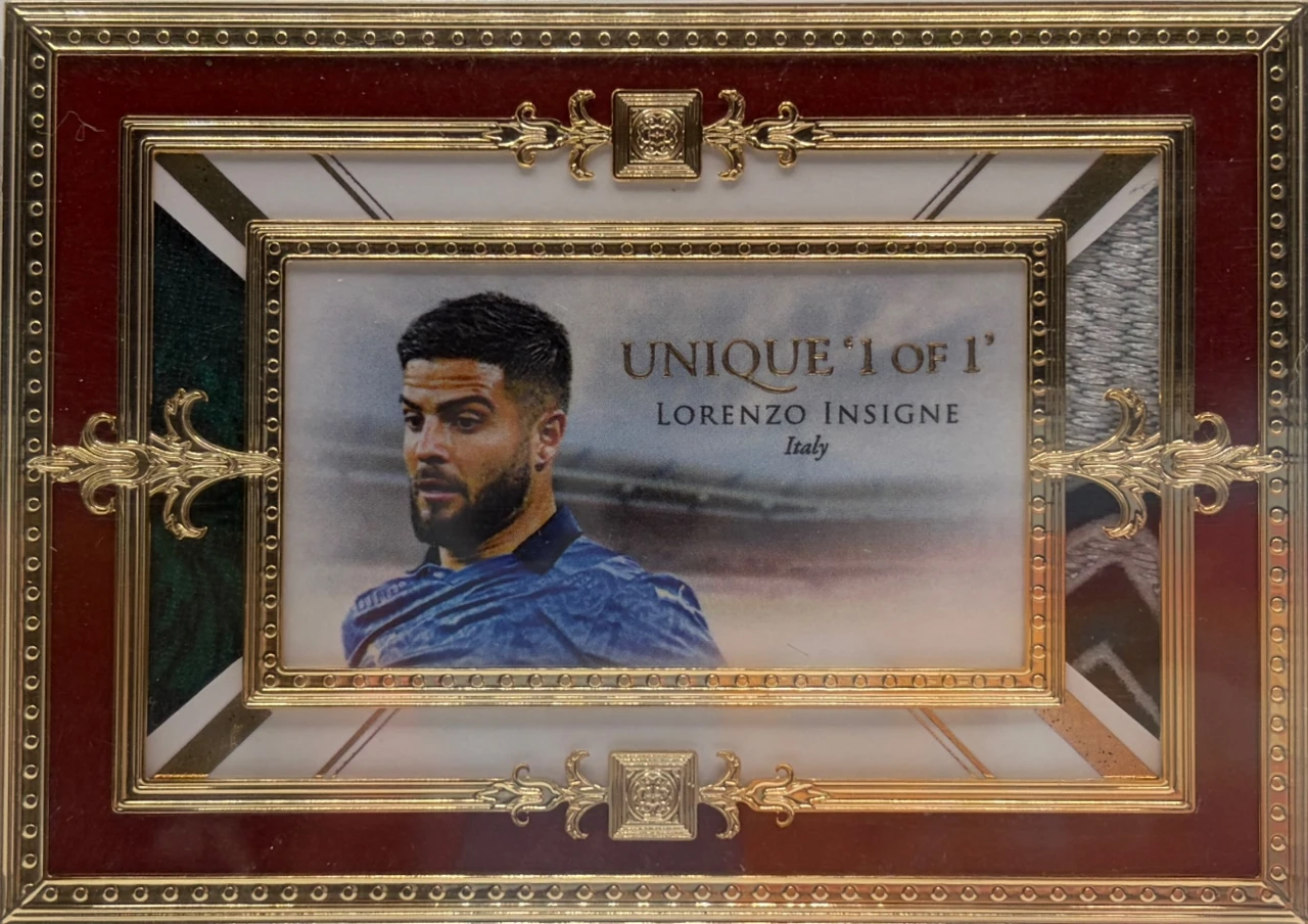 FUTERA unique lorenzo insigne 1of1