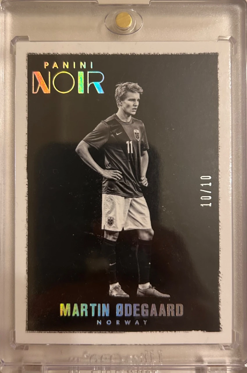 2016panini noir odegaard black&white /10