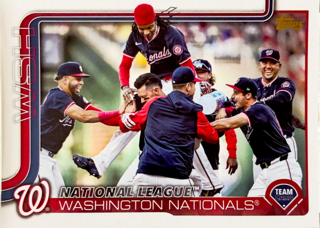 2025 Topps Washington Nationals Team Card