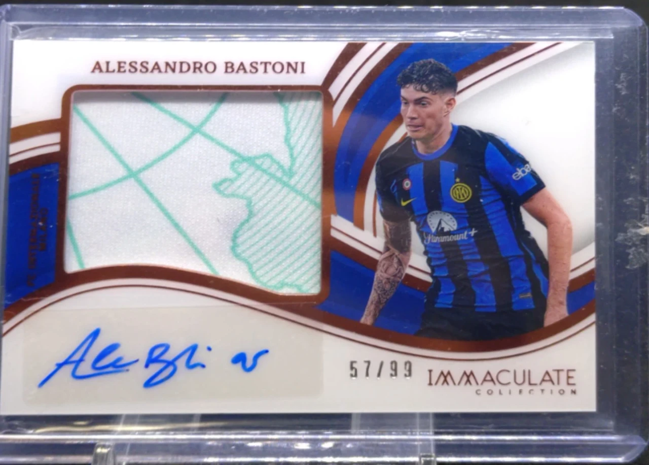 2023-24 Panini Immaculate Collection Premium Swatch Autographs Alessandro Bastoni