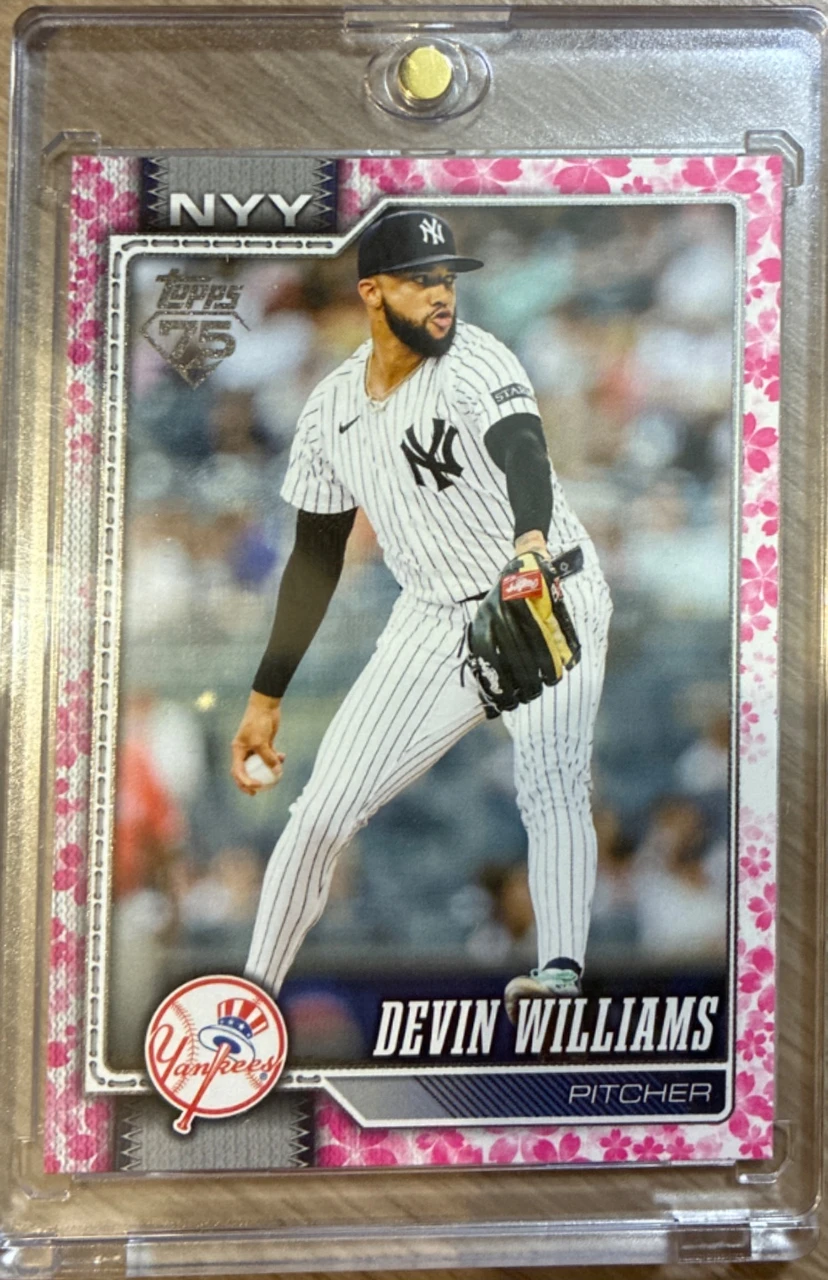 2026 Topps Series One Devin Williams