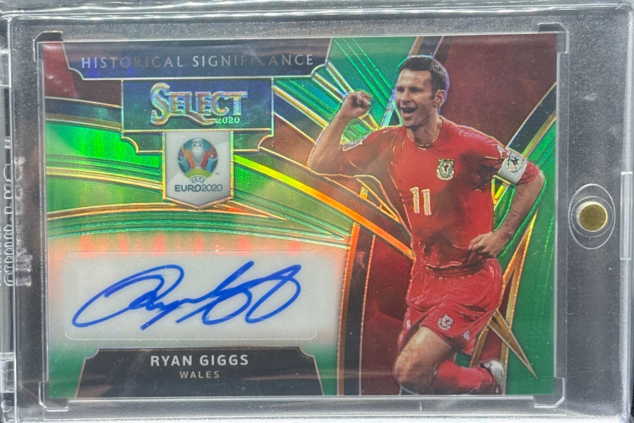 2020 Panini Select UEFA Euro Soccer Historical Significance Autograph Ryan Giggs