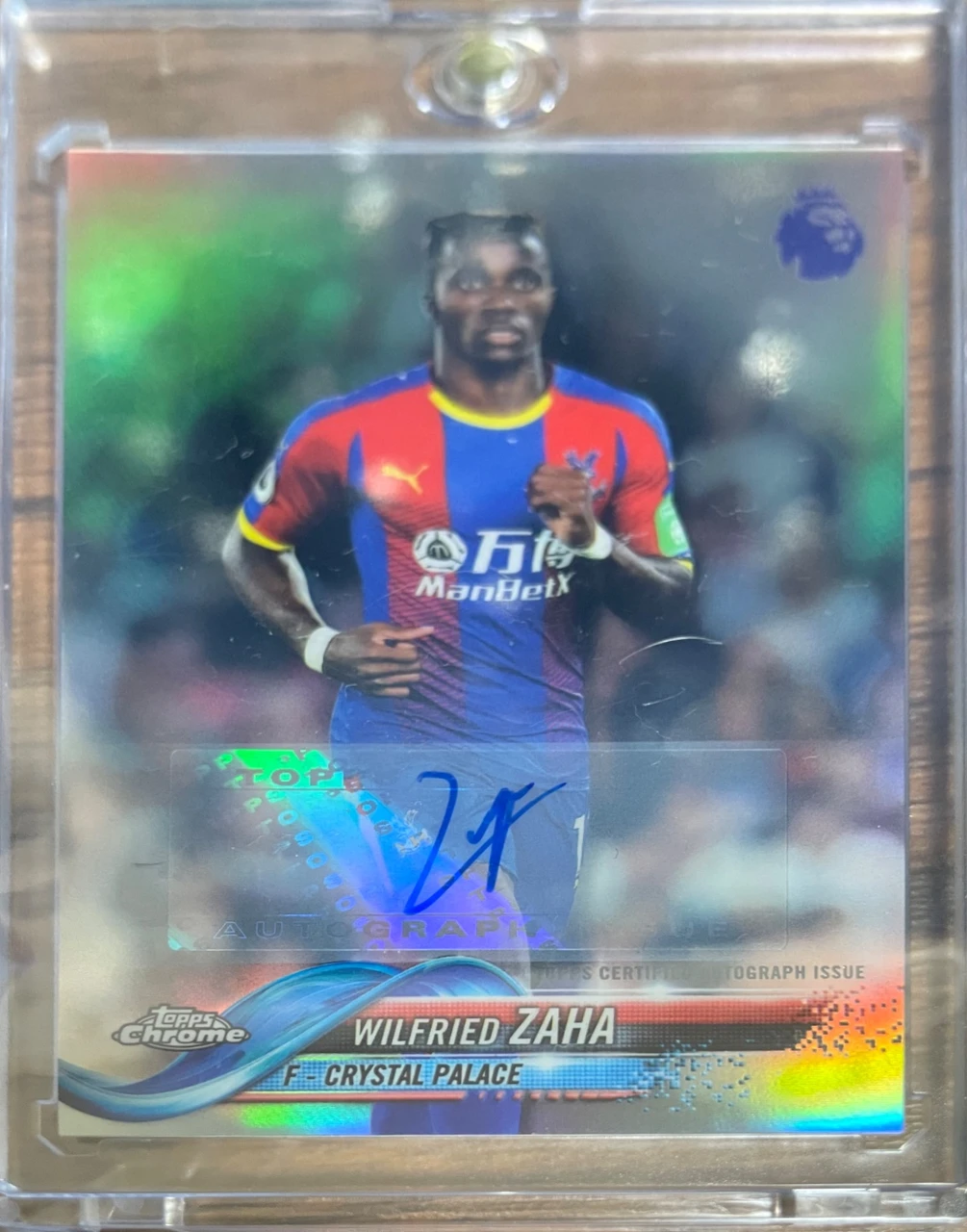 2018-19 Topps Chrome Premier League Autographs Green Refractor Wilfried Zaha /99