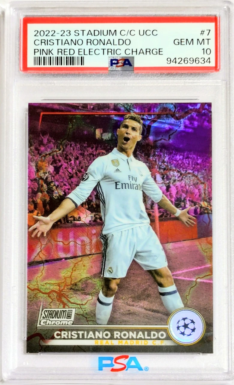 TOPPS STADIUM CLUB CHROME UEFA CLUB COMPETITIONS #7 CRISTIANO RONALDO PINK RED ELECTRIC CHARGE REF