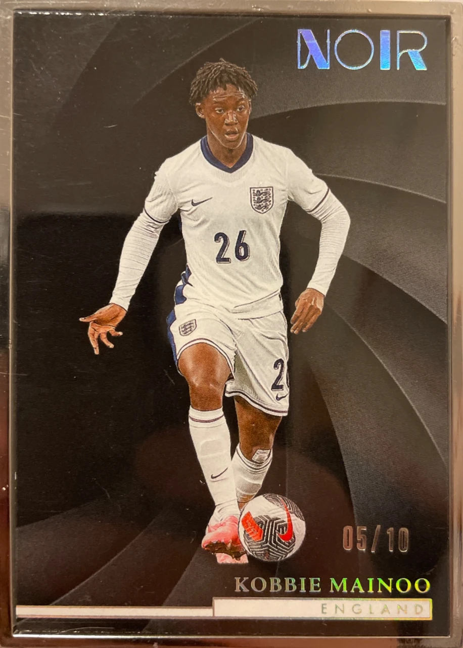 2024-25 Panini Noir Kobbie Mainoo