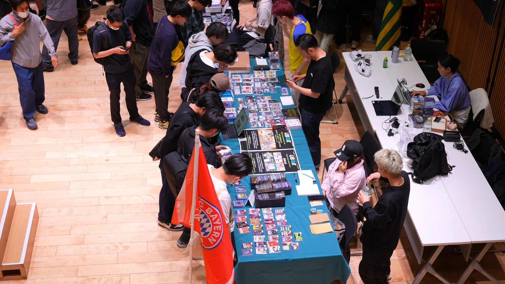Gli stand di carte di SPORTSCARD CONNECT #4.